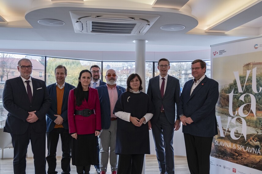 Tisková konference k projektu VLTAVA slavná a splavná