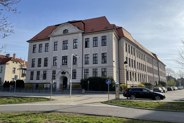 České Budějovice - Základní škola Dukelská | © NPÚ ÚOP ČB