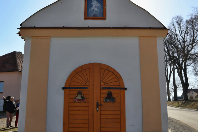 kaple sv. Jana Nepomuckého v Kněžicích 