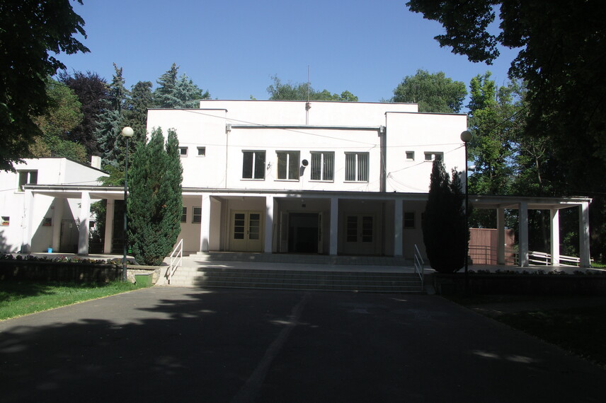 Louny, výstavní pavilon, celkový pohled, rok 2011.